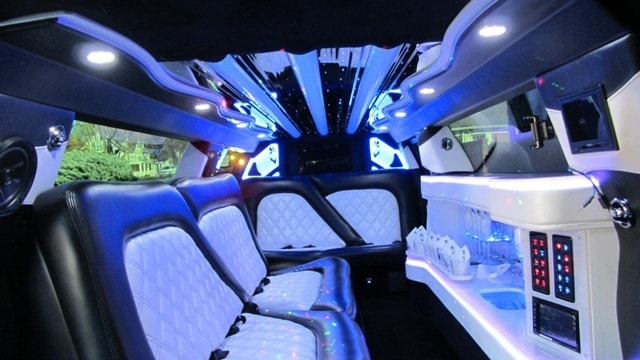 lamborghini limo blue