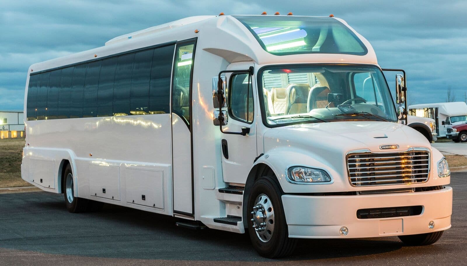 Amusement Park Charter Bus & Minibus Rental